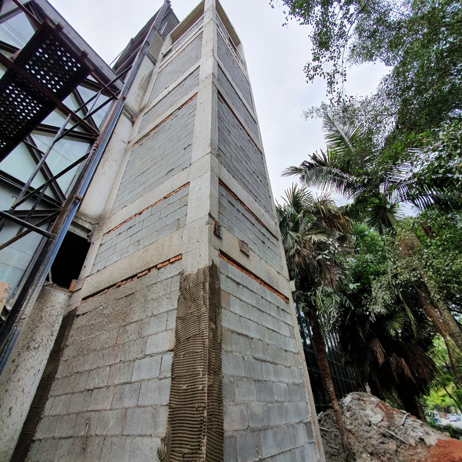 WhatsApp Image 2022-04-18 at 13.45.01 (2).jpeg